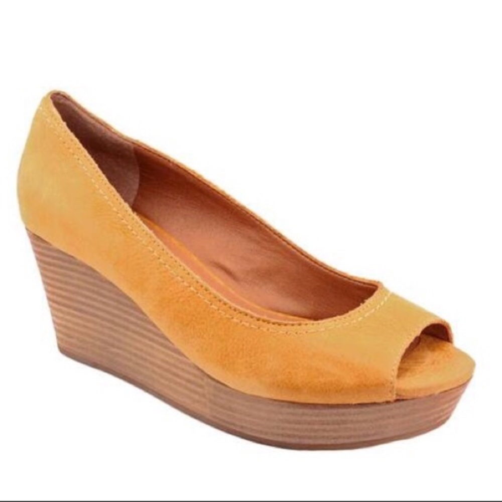 Lucky Brand Issy 2 Peep Toe Platform Wedge